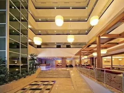 Mom Hotel Izmir