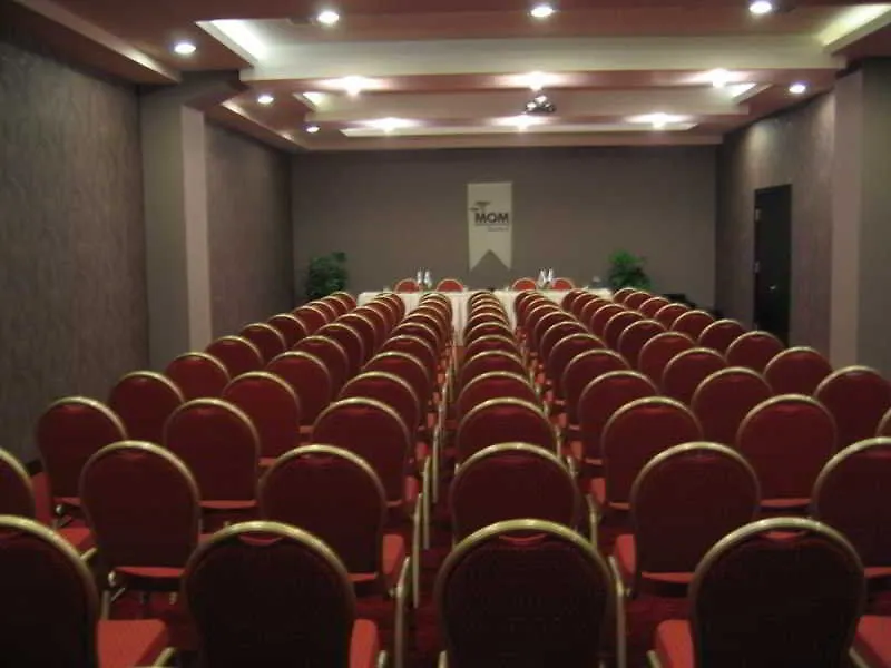 Mom Hotel Izmir