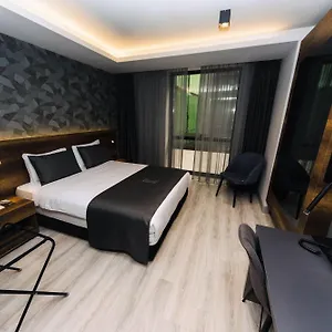 Otel Emen's, İzmir