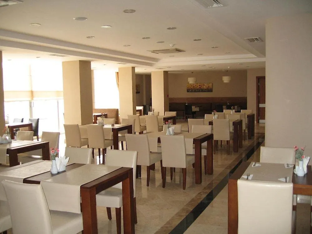 Mom Hotel Esmirna Turquía