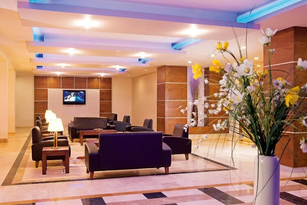 Mom Hotel Esmirna