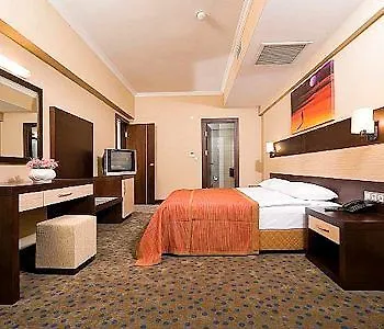 Mom Hotel Esmirna
